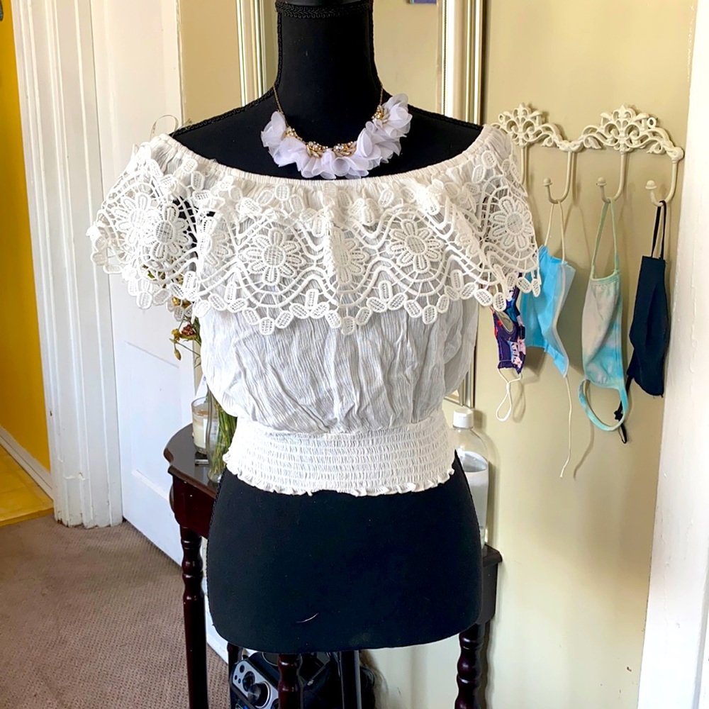 Lace white top